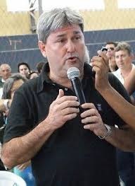 Tomba Farias, do PSDB, poderá ser o nome da oposição para governador.
