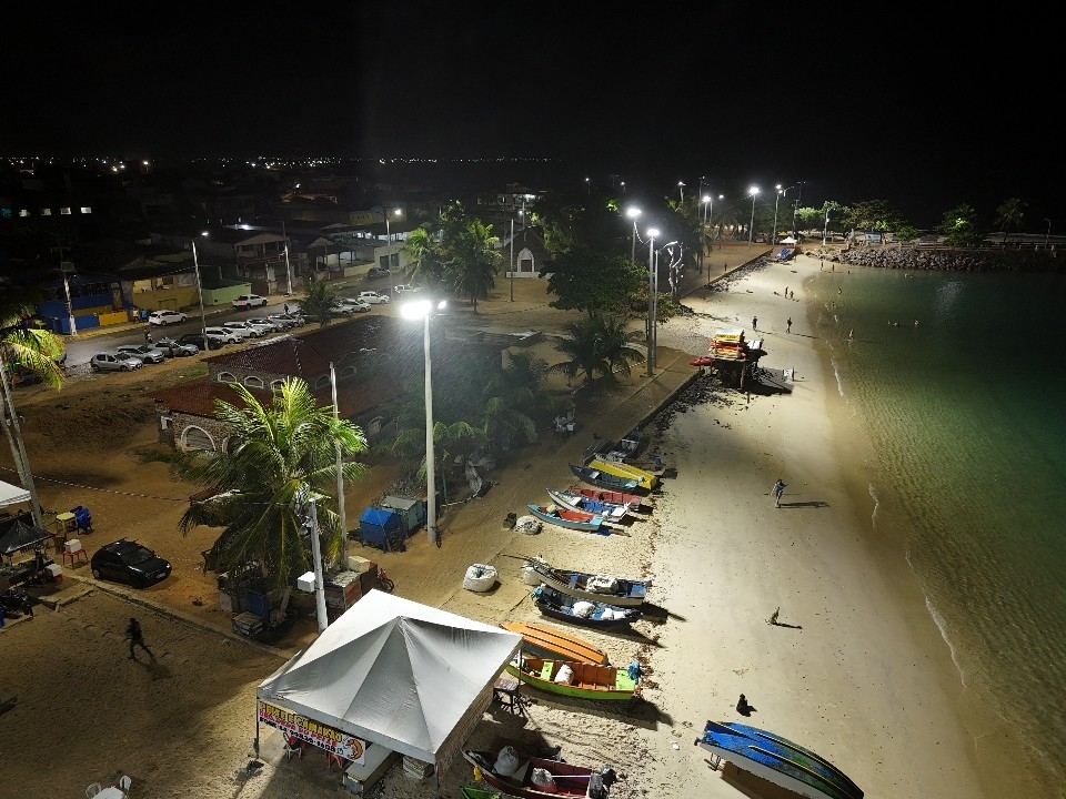 Orla da Redinha ganha reforço na iluminação