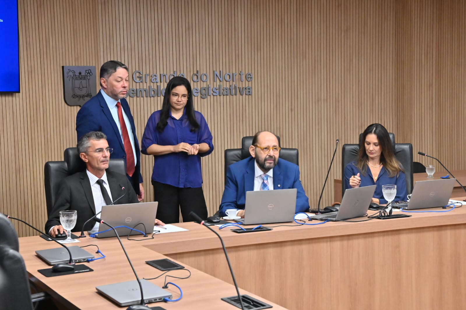 Comissão Especial da ALRN aprova parecer favorável à PEC que redefine regras de sucessão